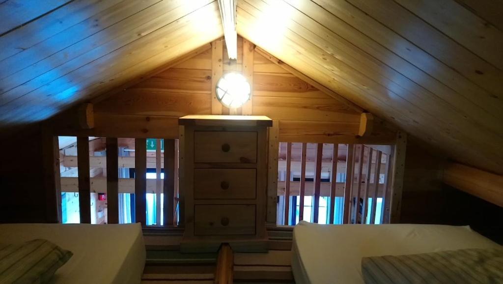 'Monktonmead Lodge' In Secluded Setting, With Private Indoor Pool. 赖德 外观 照片