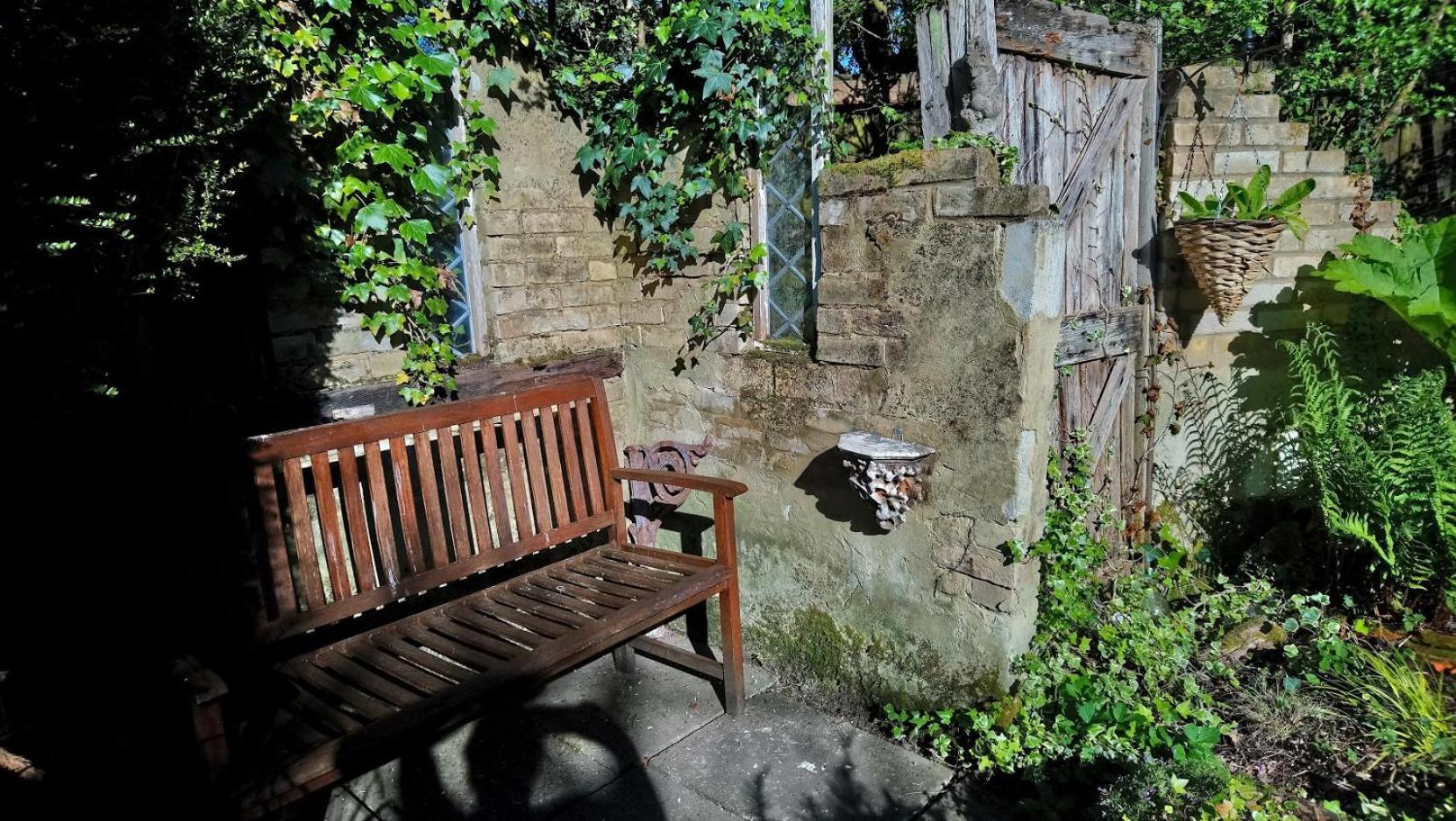 'Monktonmead Lodge' In Secluded Setting, With Private Indoor Pool. 赖德 外观 照片
